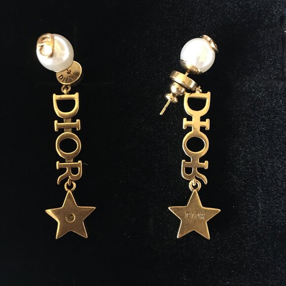 Dior Pearl Letter Star Earrings - Picture 3 of 3
